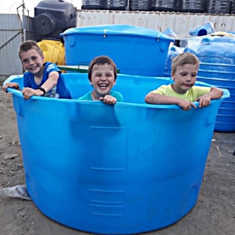 емкость Лепесток 2000 литров для бассейна на дачу